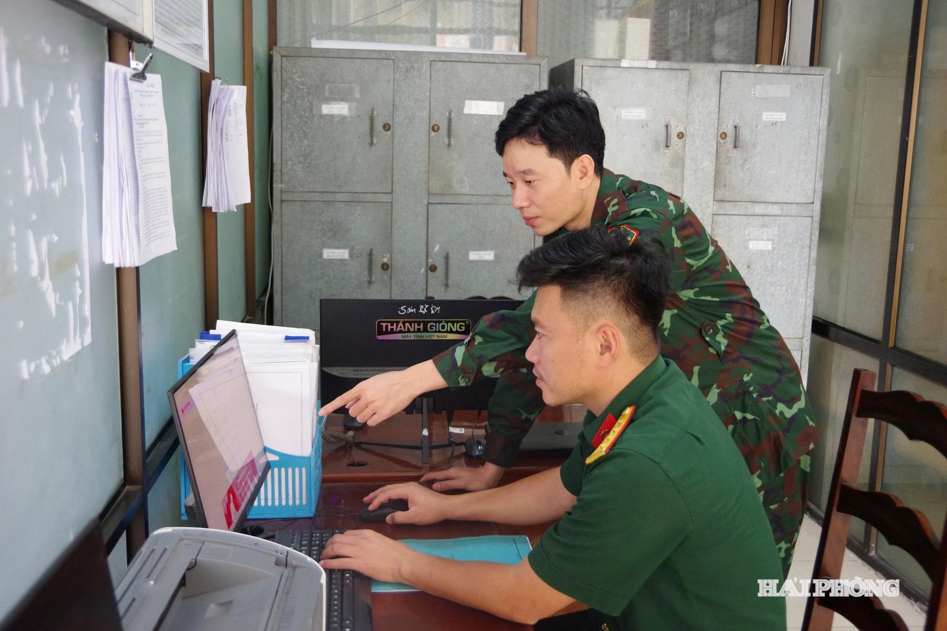 thong-tin.jpg
