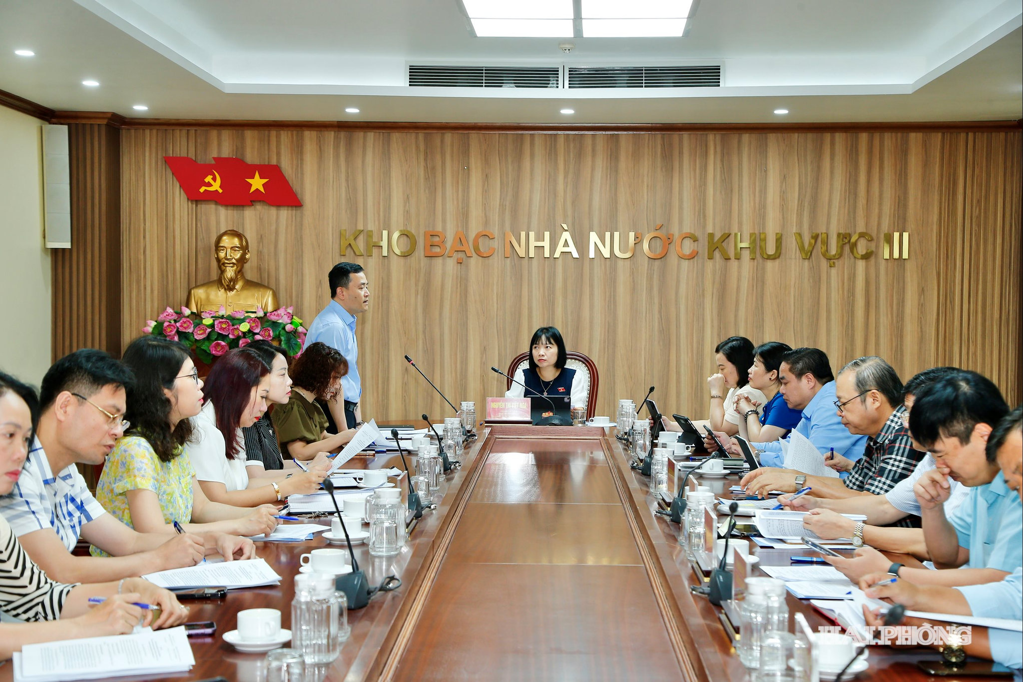 Quang cảnh cuộc làm việc tại Kho bạc Nhà nước khu vực III
