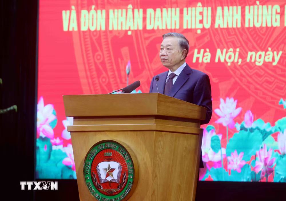 Tổng Bí thư, Chủ tịch nước Tô Lâm phát biểu chỉ đạo. (Ảnh: Phạm Kiên/TTXVN) ttxvn-tong-bi-thu-chu-tich-nuoc-du-le-ky-niem-80-nam-ngay-truyen-thong-hoc-vien-an-ninh-nhan-dan-8840706-3.jpg