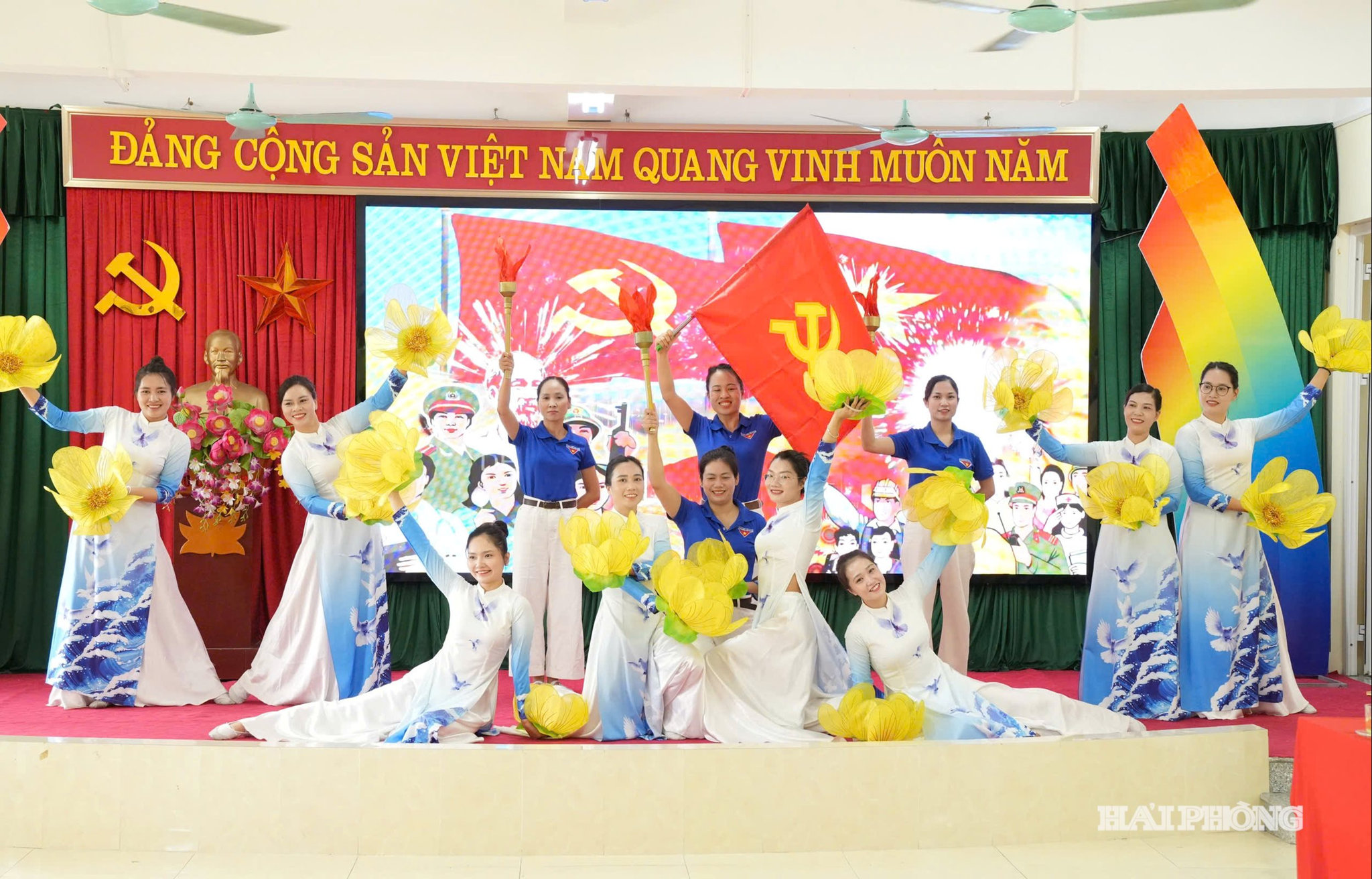 van-nghe.jpg