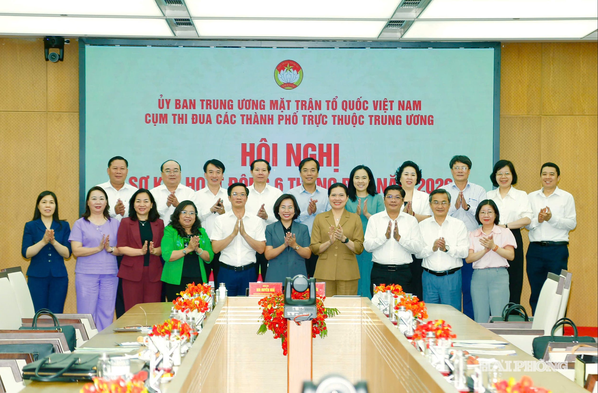 hoi nghi 6 thang 1