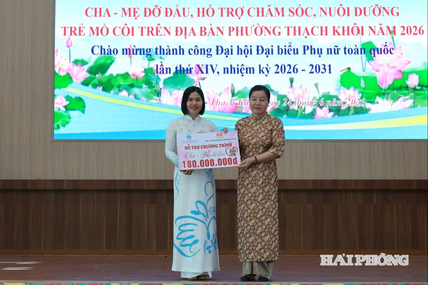 phuong-thach-khoi-1-.jpg