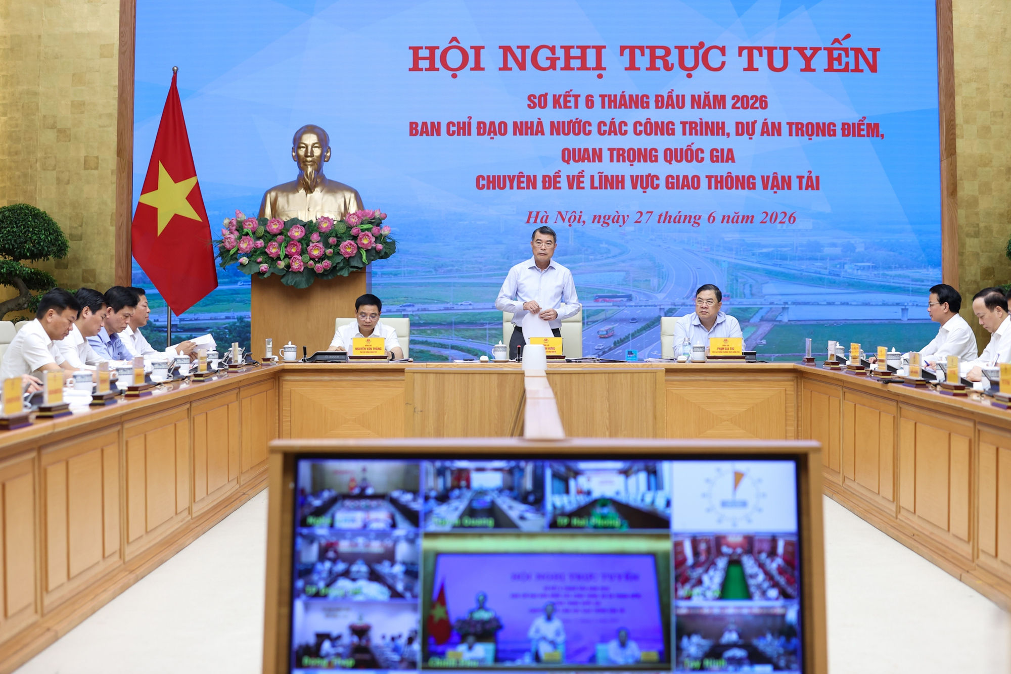 thu-tuong-hop-du-an-01.jpg