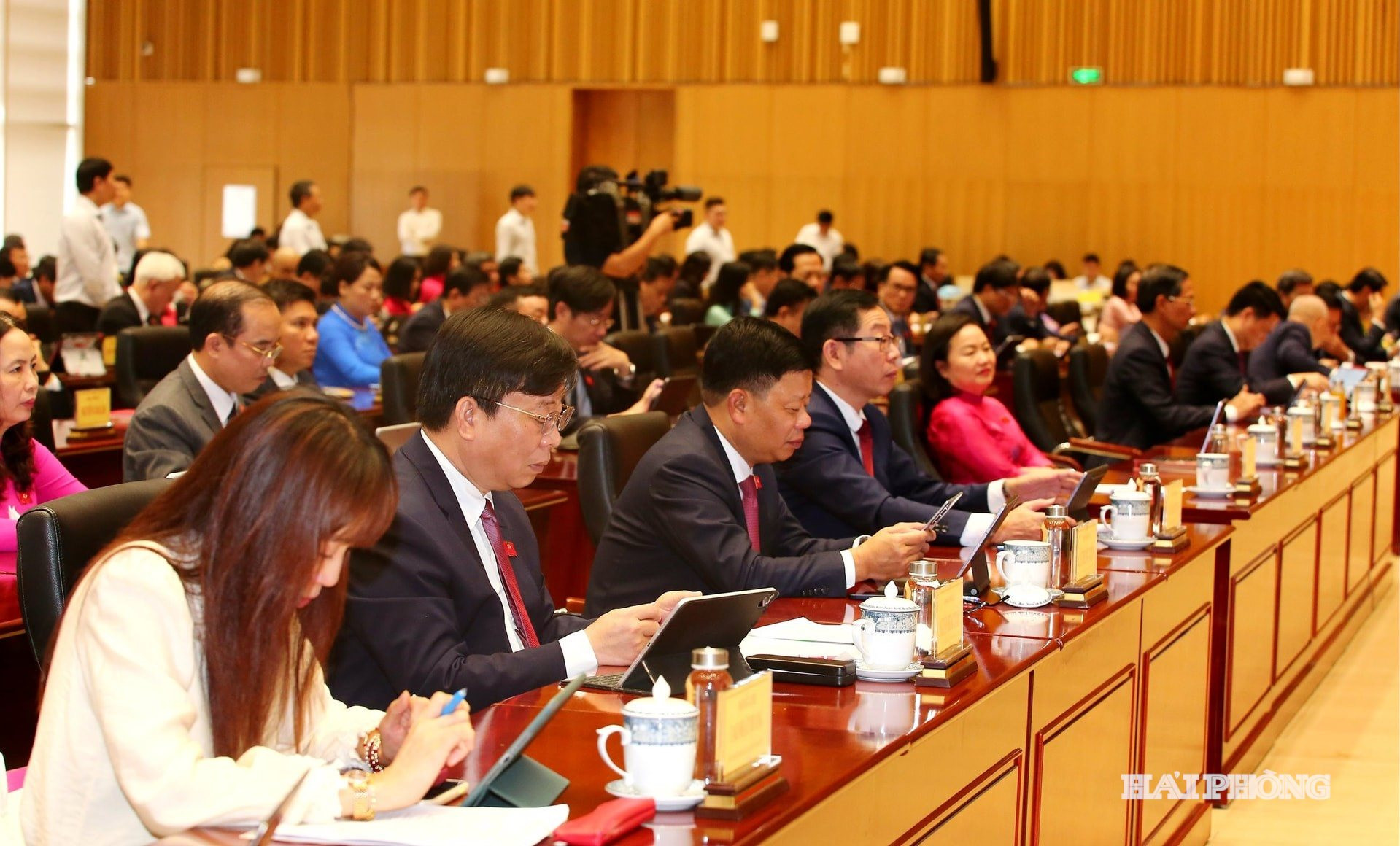 hop-khong-giay.jpg