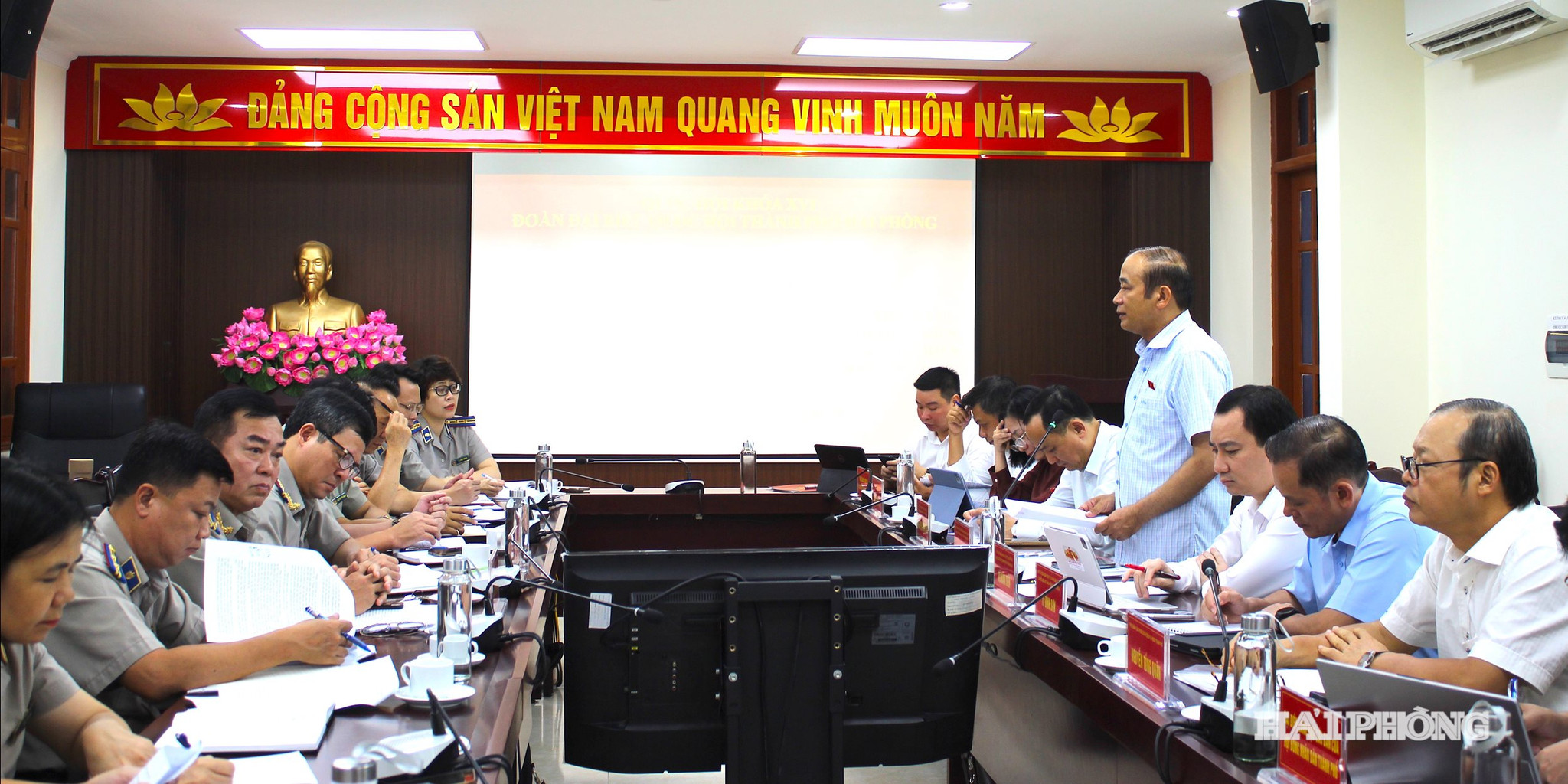 quoc-hoi.jpg