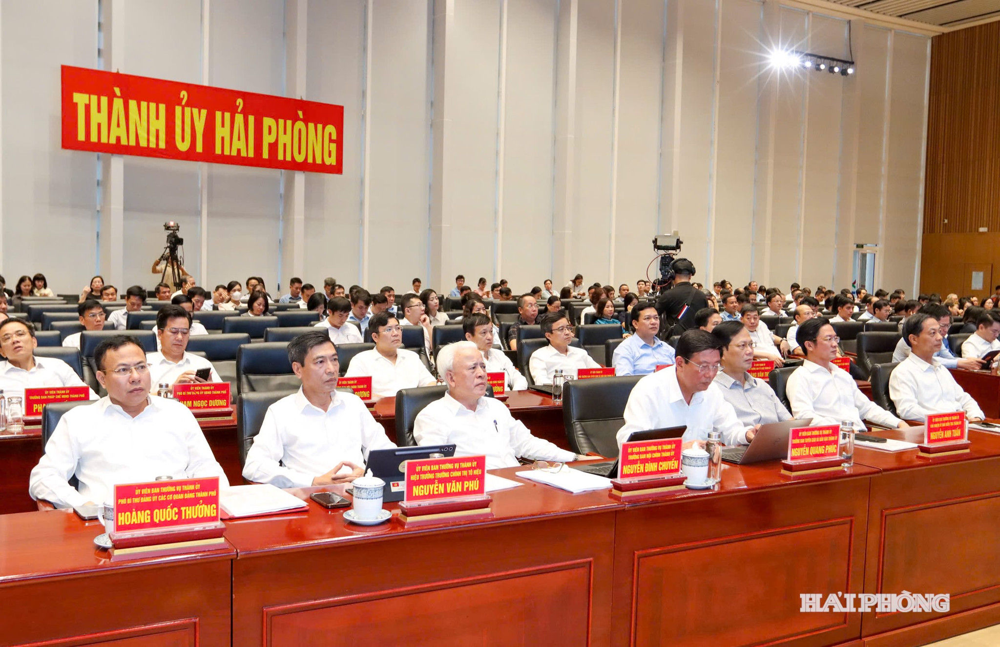 Quang cảnh hội nghị tại điểm cầu chính thành phố Hải Phòng.