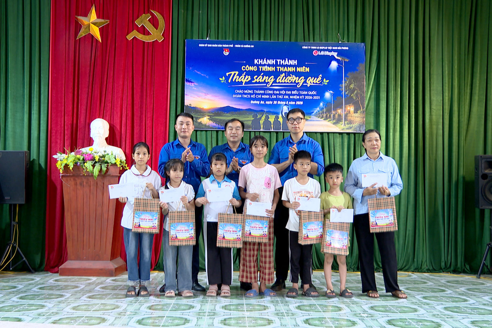 cong-trinh-thanh-nien-2 sao chép
