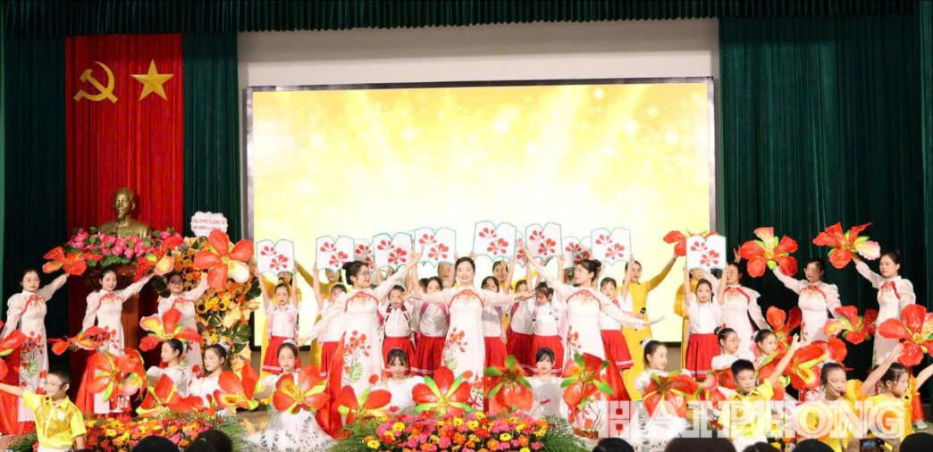 dong-hai-khen-thuong1(1).jpg