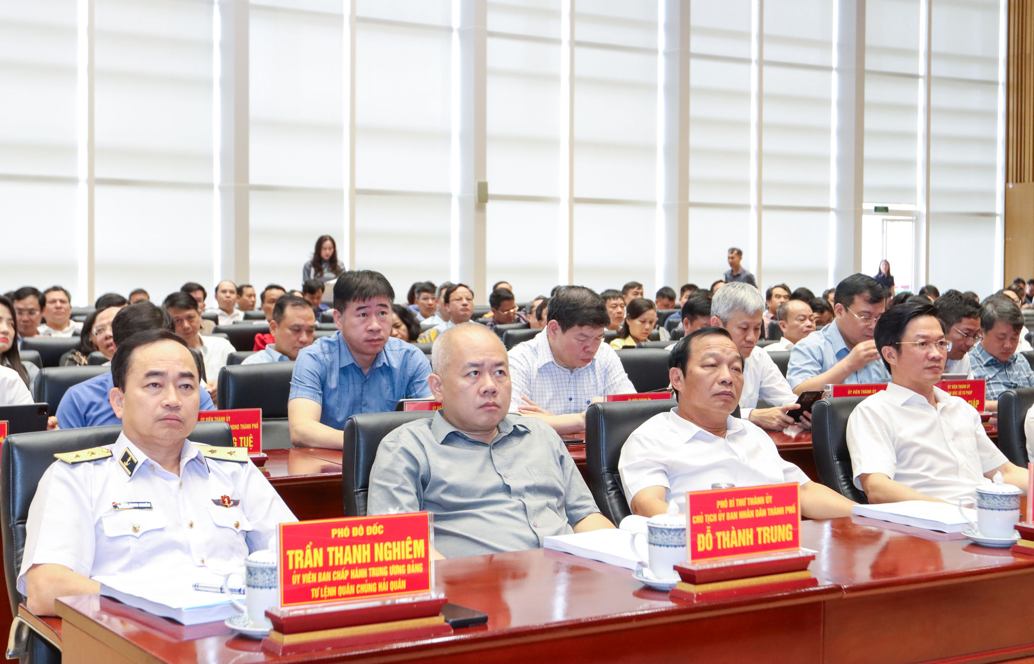 Các đồng chí lãnh đạo thành phố, Quân chủng Hải Quân dự tại điểm cầu