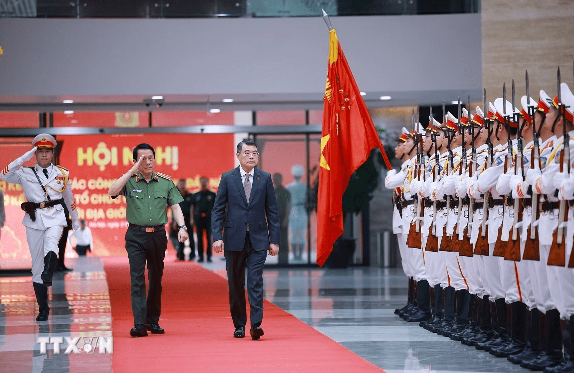 thu-tuong-hop-cong-an-01.png