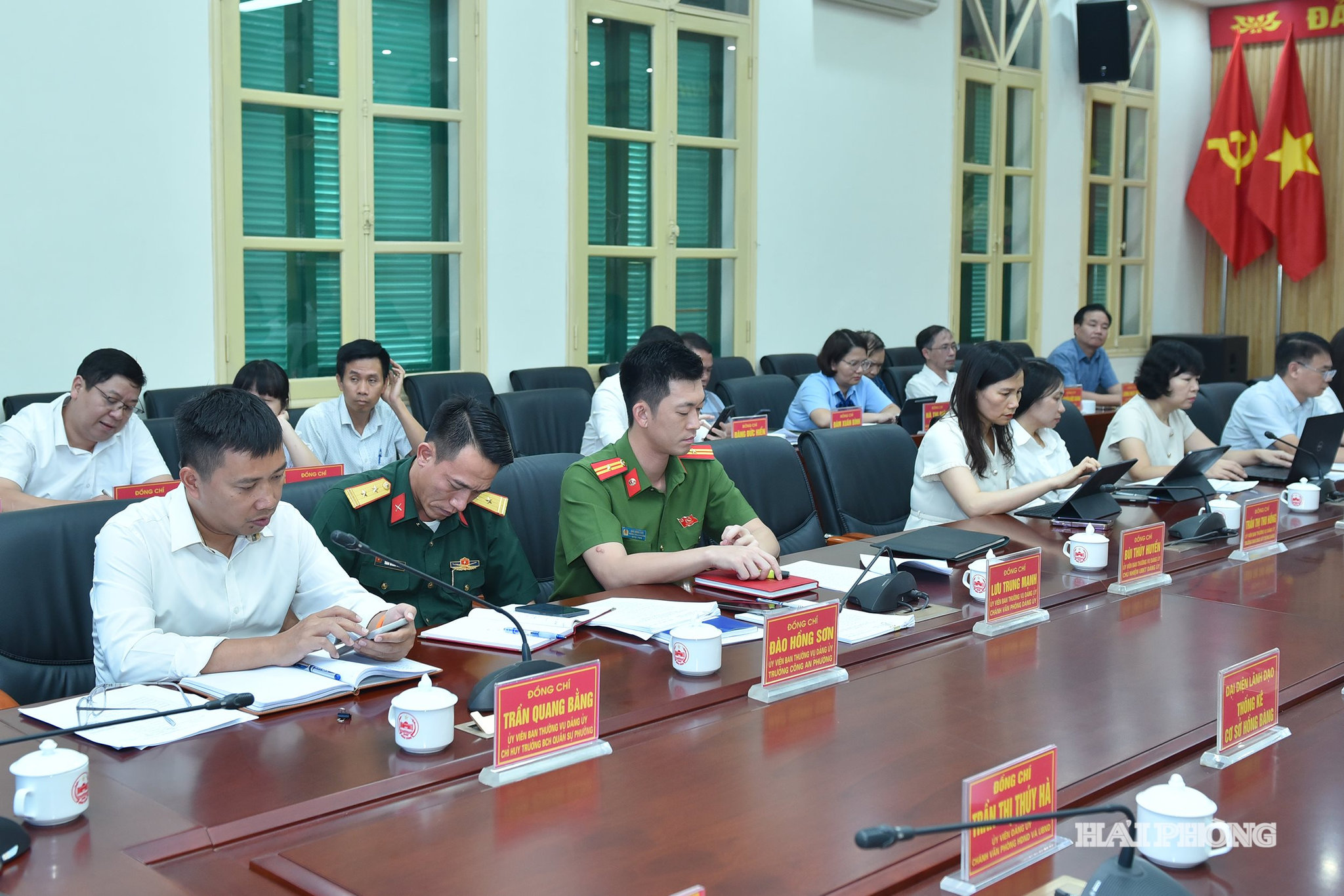 Các đại biểu dự hội nghị.