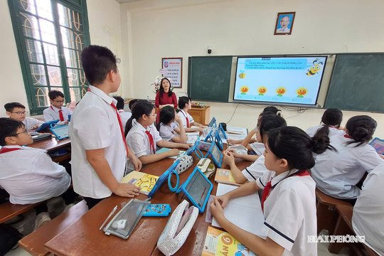 bhd-anh-hoc-sinh-0c540905b3d58a3e101f210af6f1a547(1).jpg