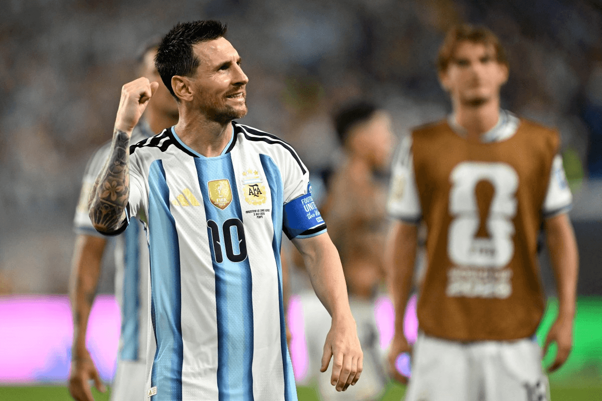 Messi, Mbappe và Haaland cùng viết nên kỳ tích chưa từng có trong 96 năm lịch sử World Cup - Ảnh 1.