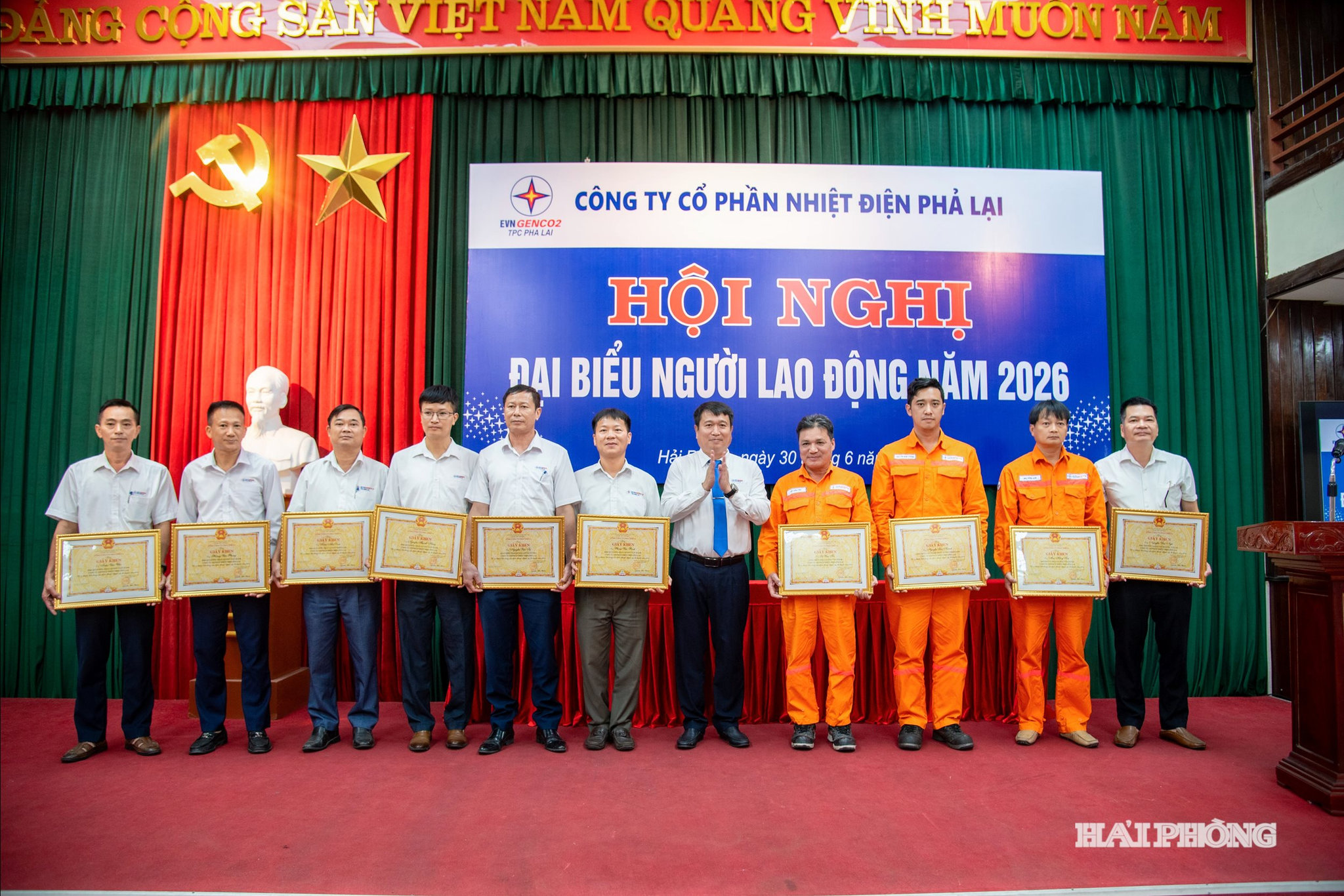 Công ty CP Nhiệt điện Phả Lại vinh danh tập thể, cá nhân có thành tích xuất sắc