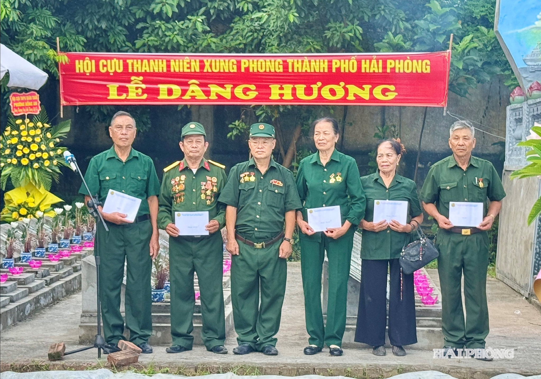 thanh-nien-37.jpg