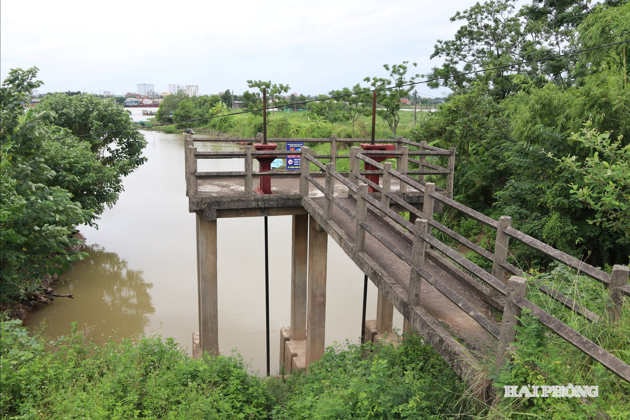 trong-diem-cong-thuong-dat.jpg