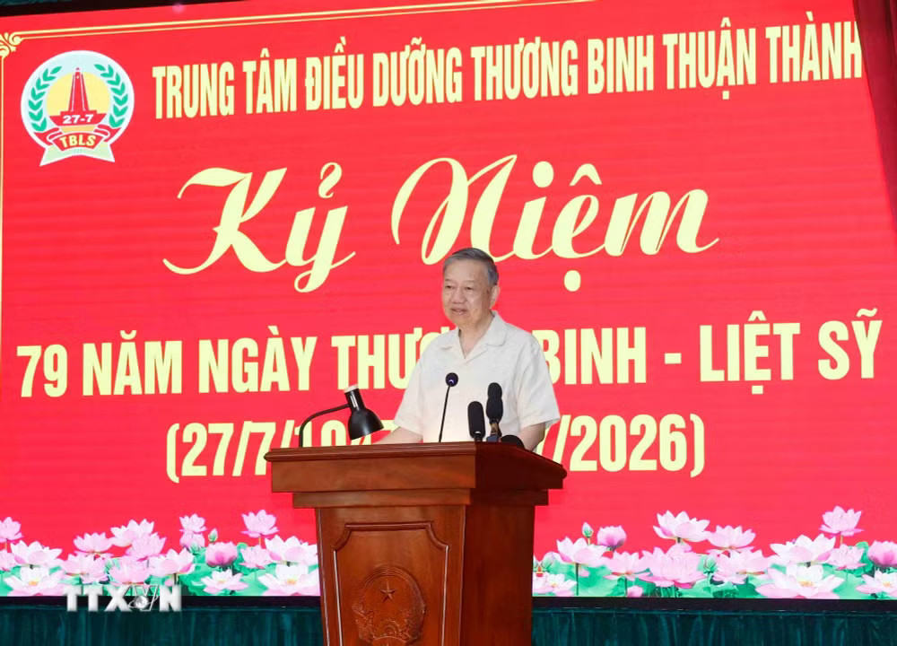 Tổng Bí thư, Chủ tịch nước Tô Lâm phát biểu. (Ảnh: Thống Nhất/TTXVN) ttxvn-tong-bi-thu-chu-tich-nuoc-tham-trung-tam-dieu-duong-thuong-binh-thuan-thanh-7.jpg