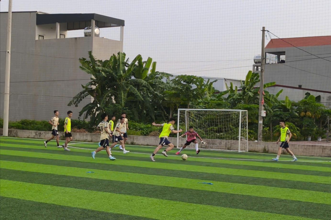 tue-tinh-f9d6d39137fb5021d56173fe206e0310(1).jpg