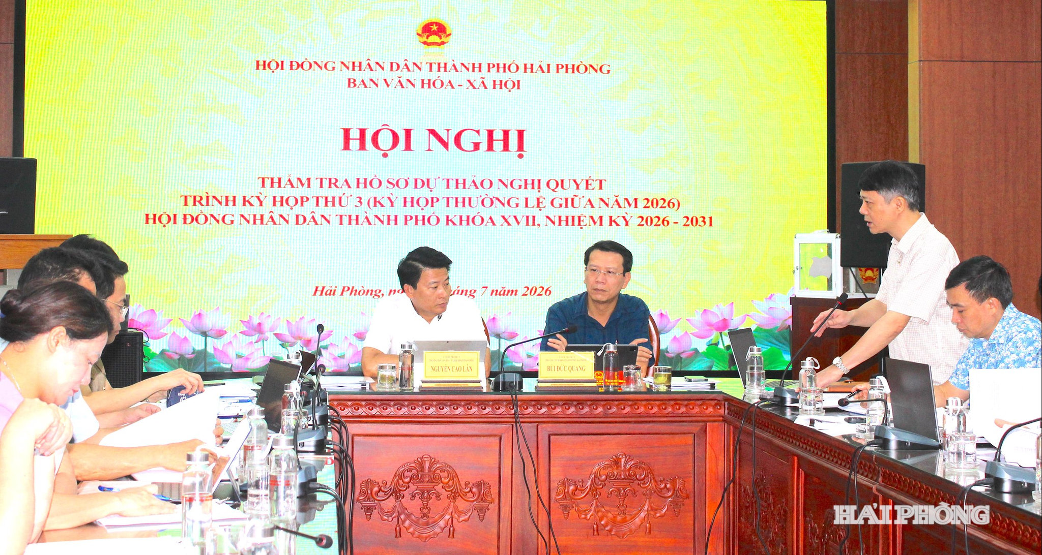 ban-van-hoa-xa-hoi.jpg
