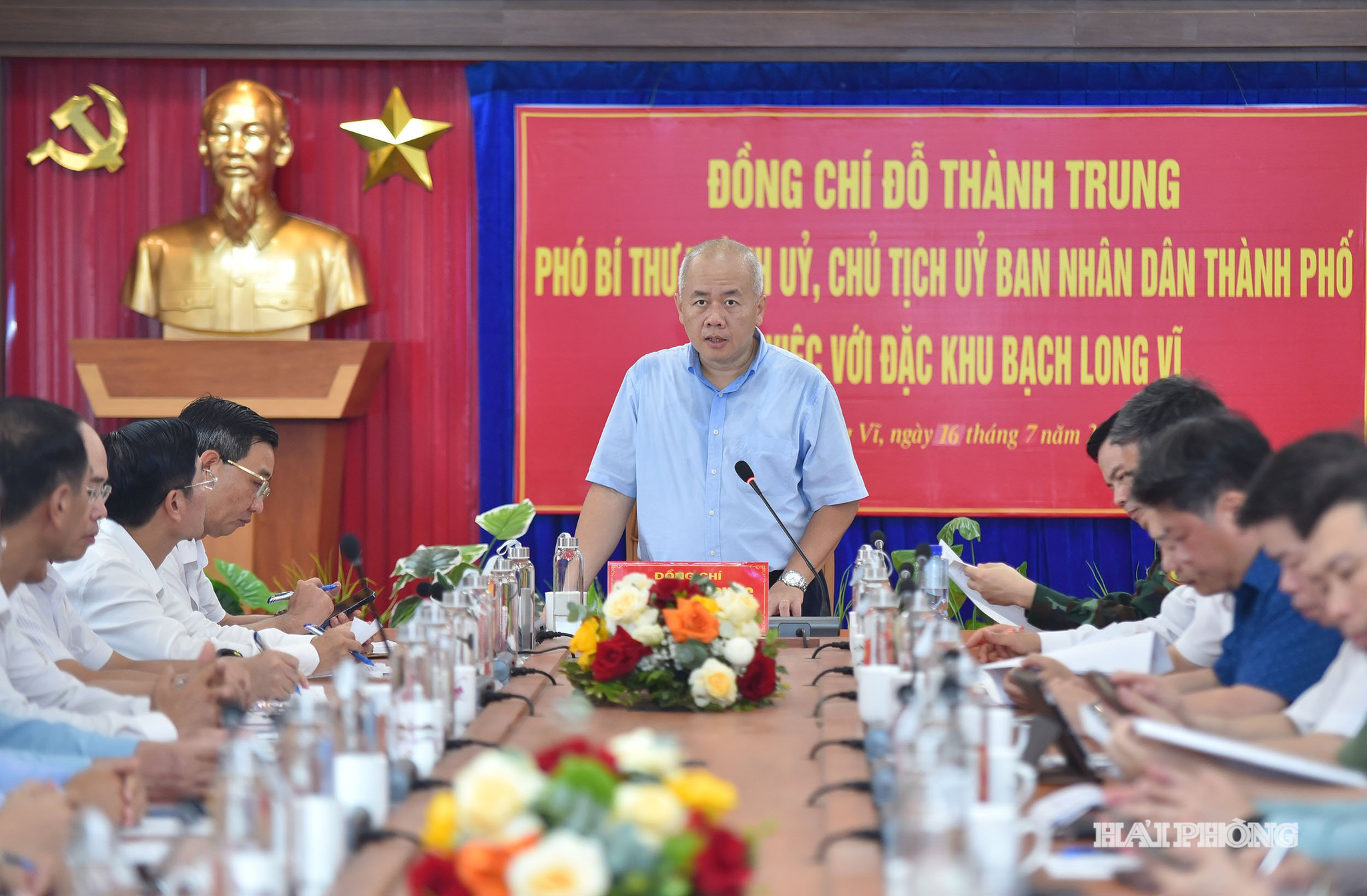 Đồng chí Đỗ Thành Trung, Phó Bí thư Thành ủy, Chủ tịch UBND thành phố phát biểu kết luận cuộc làm việc.