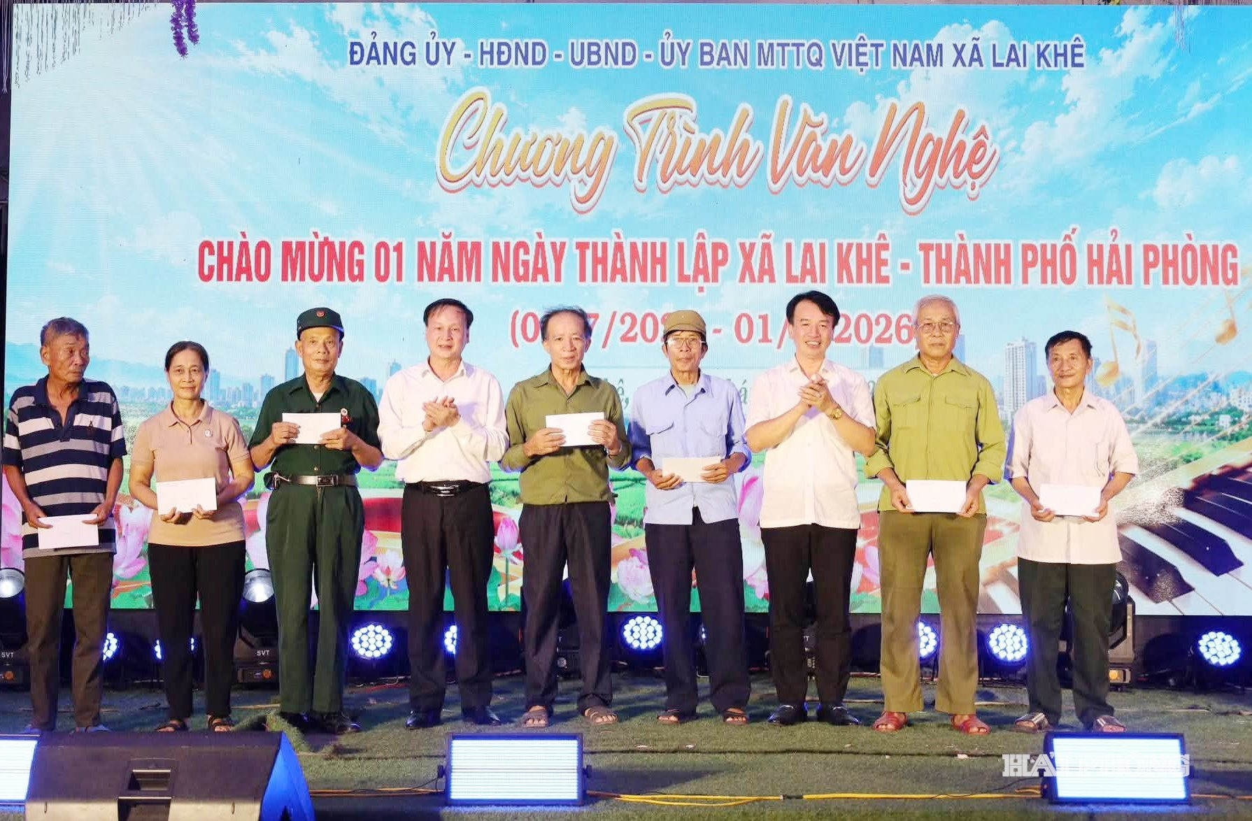 lai-khe-tang-qua.jpg