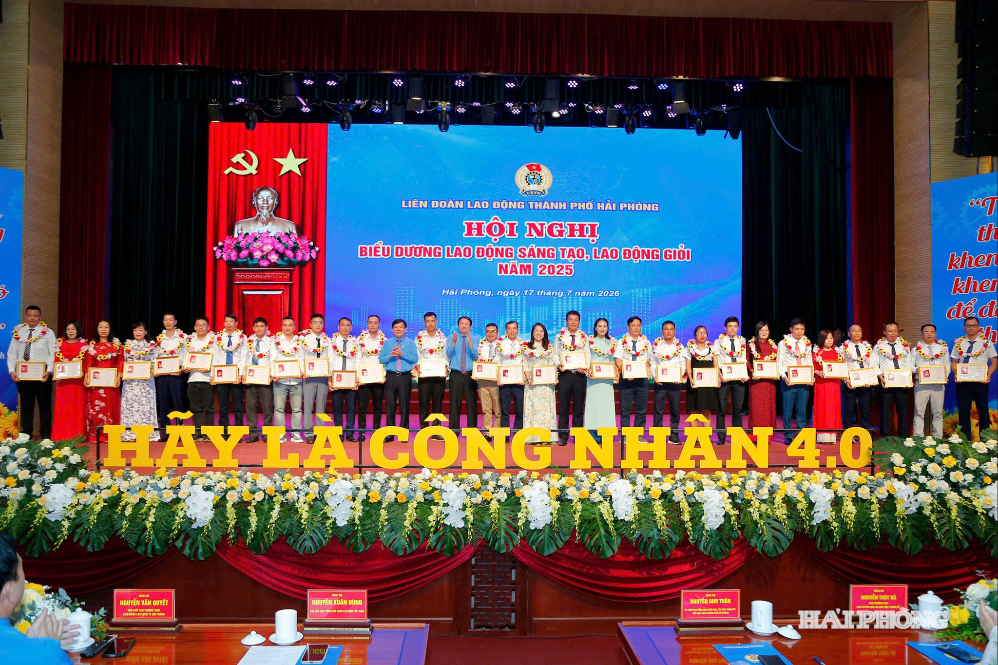 lao dong gioi 4