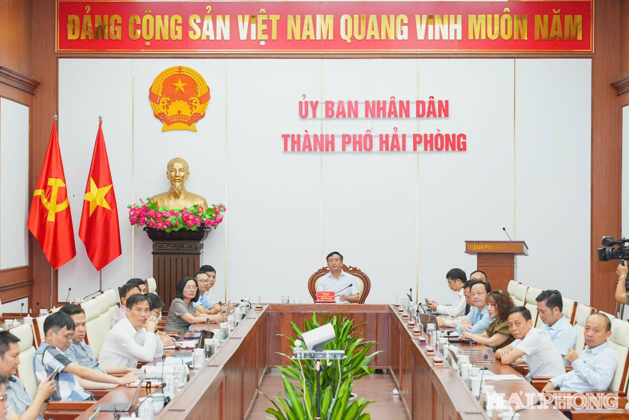 tai-chinh-2-(1).jpg
