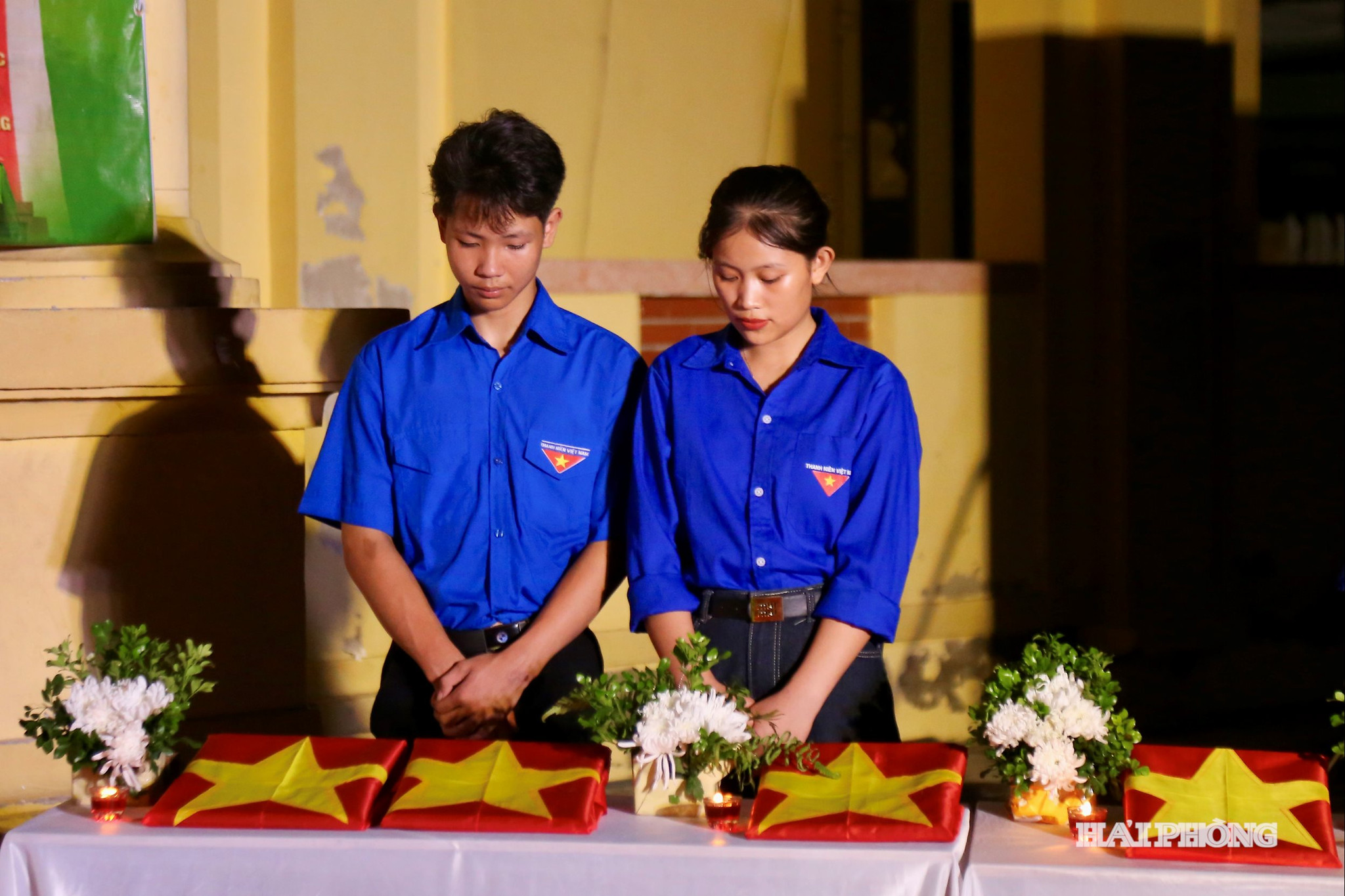 noi-mau-ao-linh1.jpg