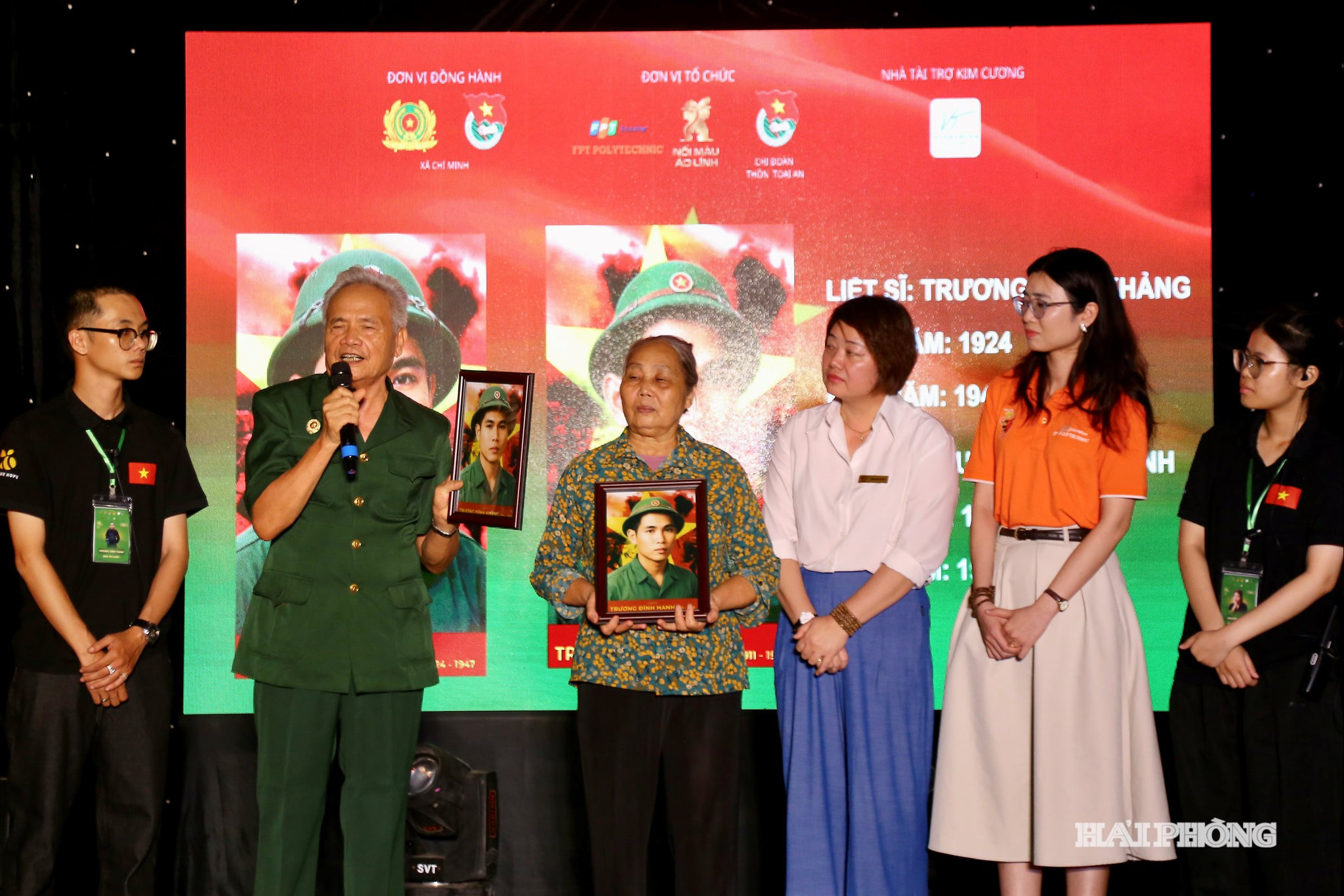 noi-mau-ao-linh3.jpg