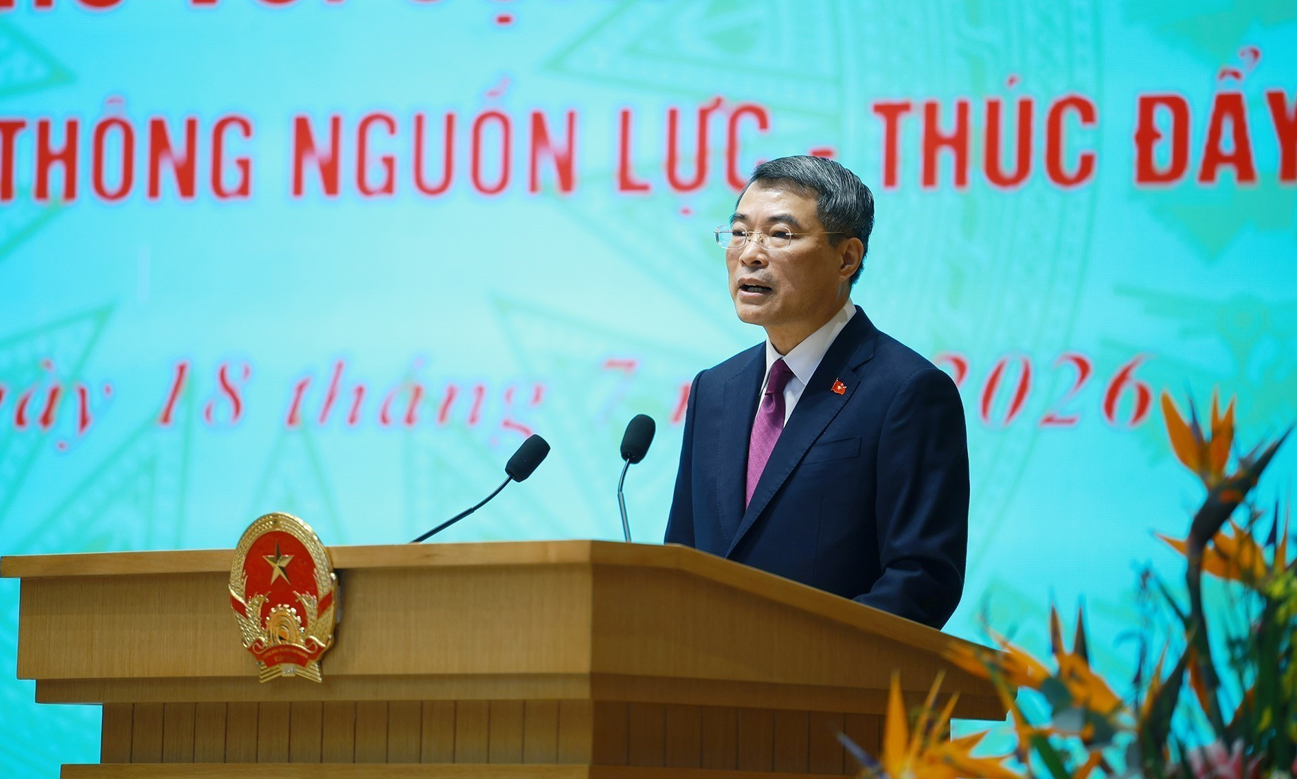 vnapotalthutuongchutrihoinghithuongtrucchinhphuvoicongdongdoanhnghiep8895609-17843437252271710649849.jpg
