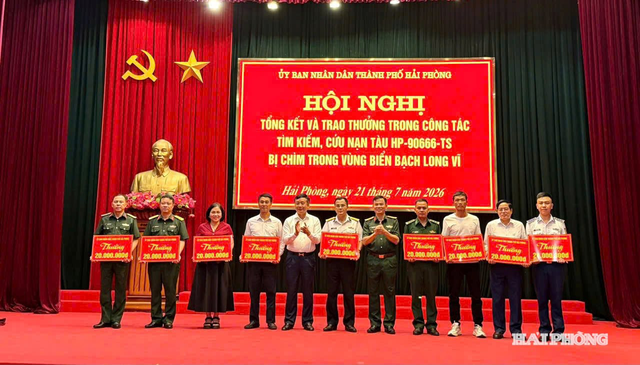 khen-thuong.jpg