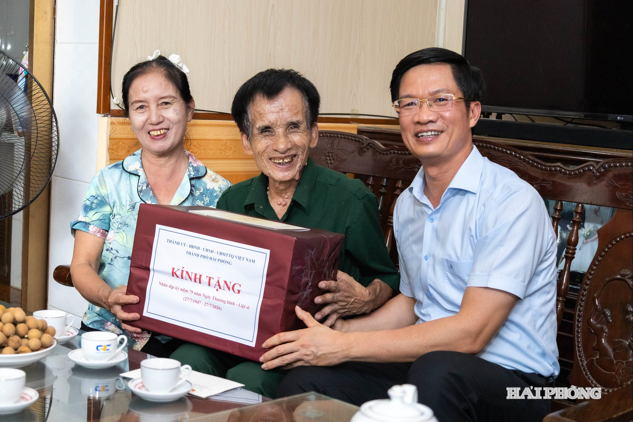 tang-qua-ninh-giang-3.jpg
