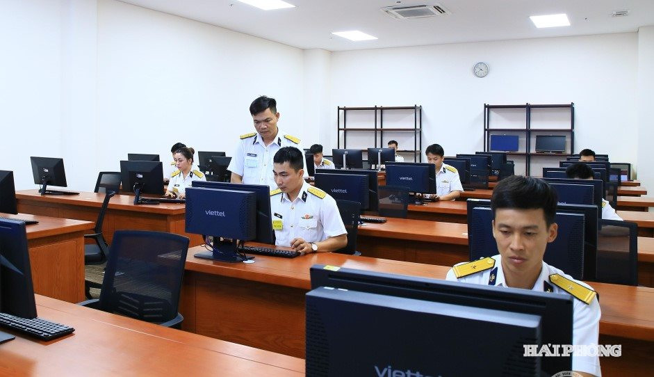 thi-kien-thuc.jpg