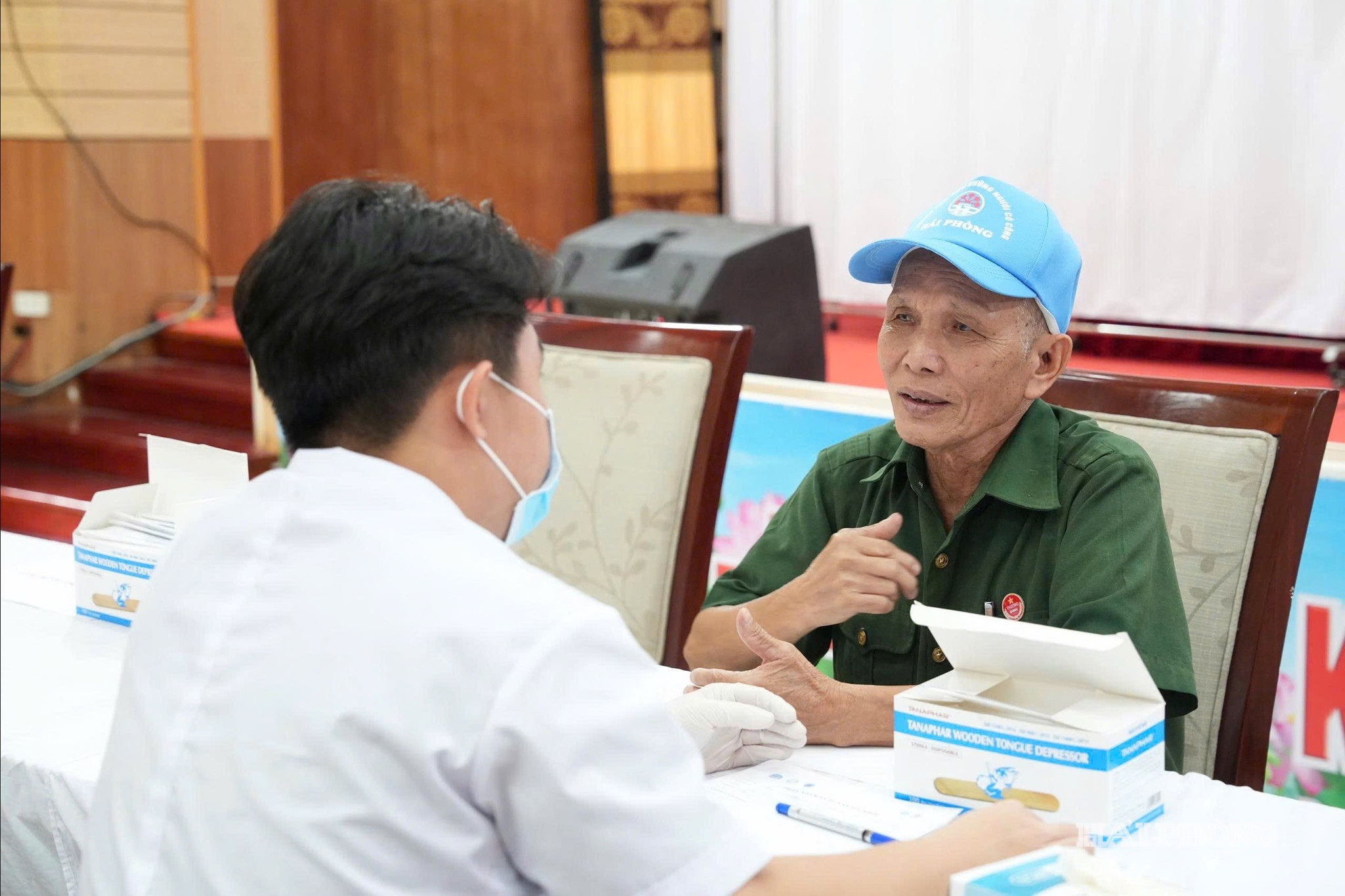 tuoi-tre-den-on-dap-nghia13.jpg