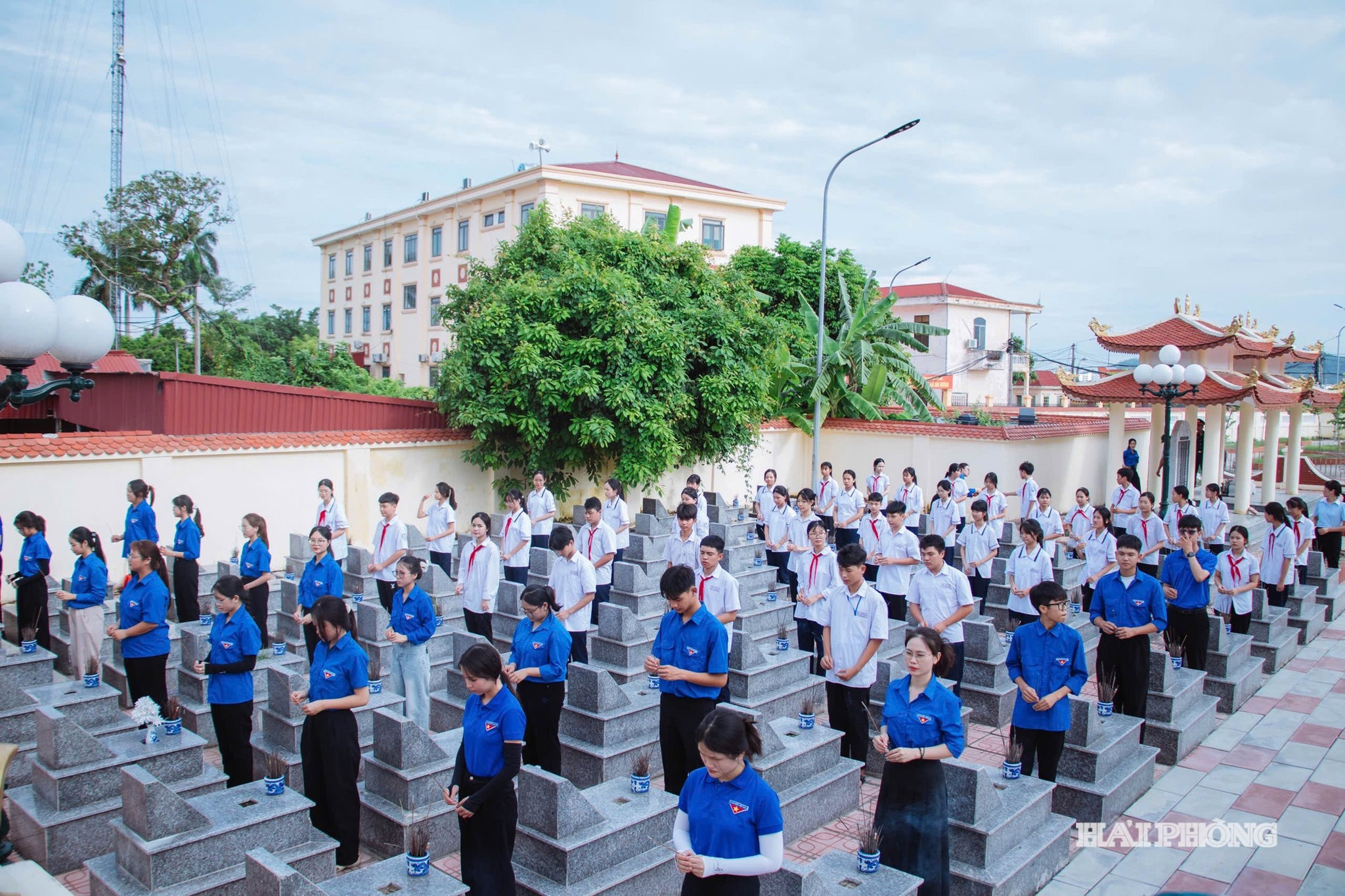 tuoi-tre-den-on-dap-nghia4.jpg