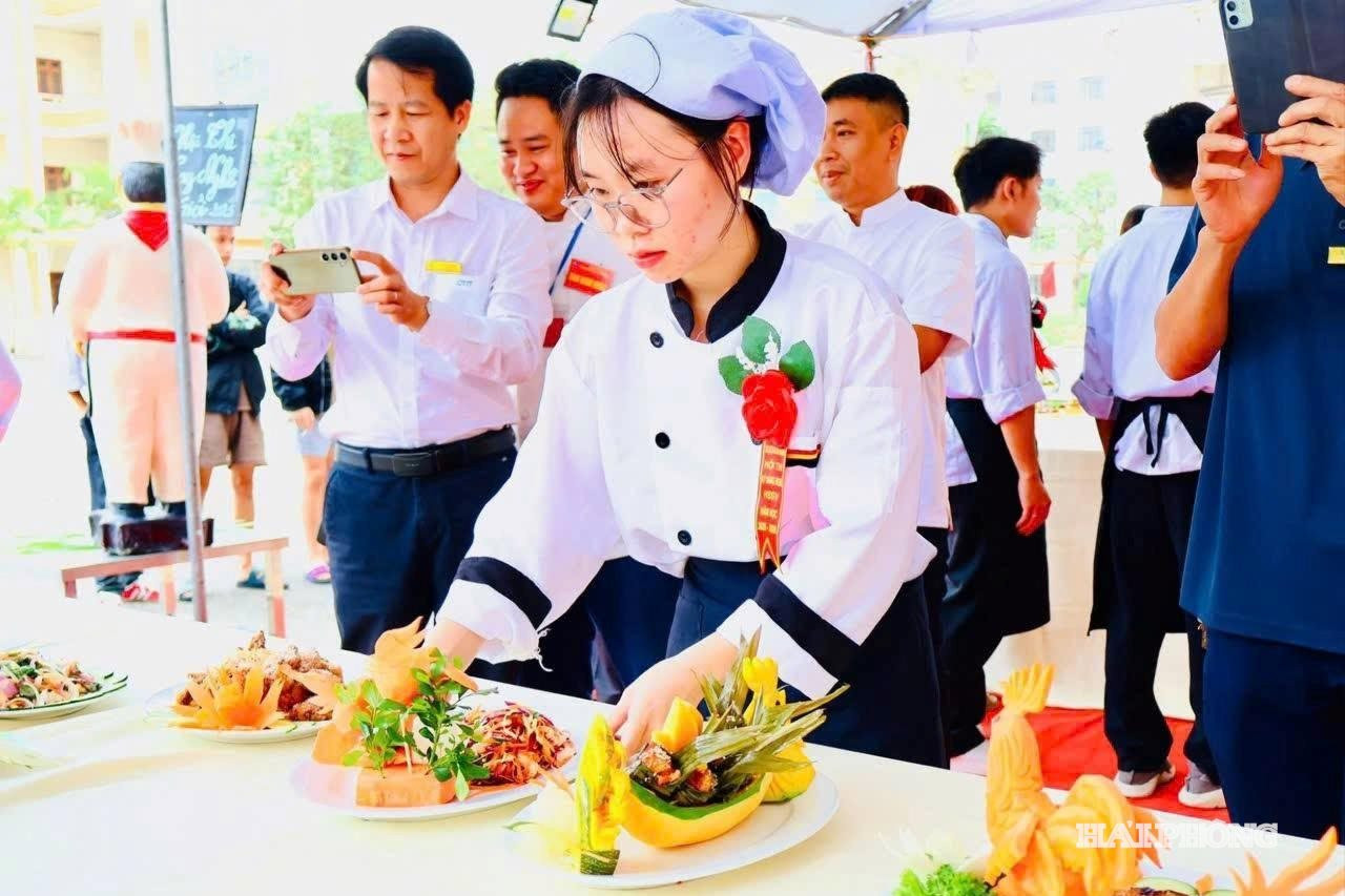 hoi-thi-ky-nang-nghe-1-.jpg