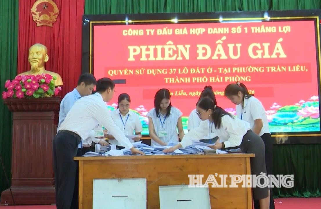 Phiên đấu giá 37 lô đất (đợt 1) tại khu dân cư mới và khu tái định cư Thượng Quận 