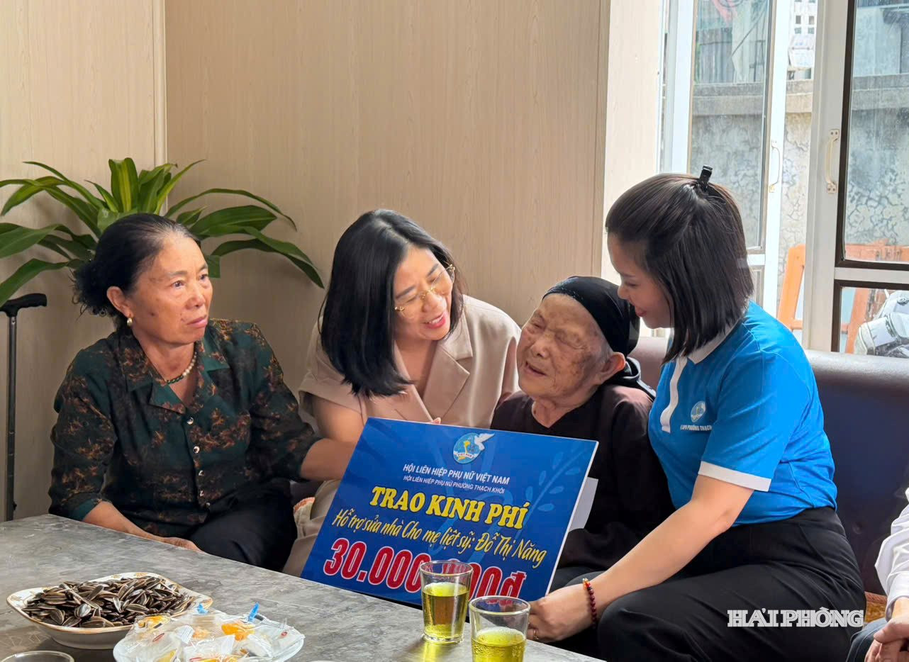 tahch-khoi.jpg