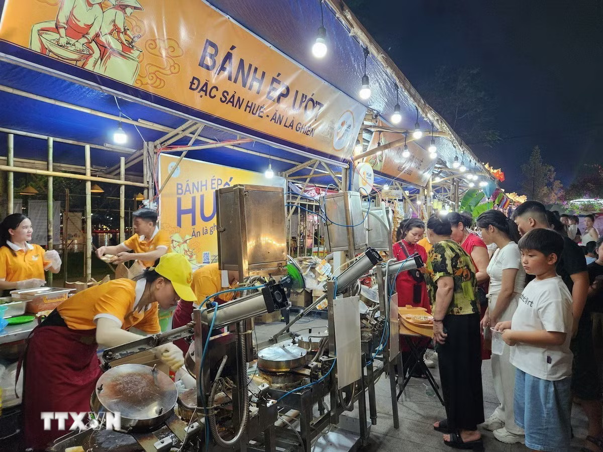 am-thuc-hue.jpg
