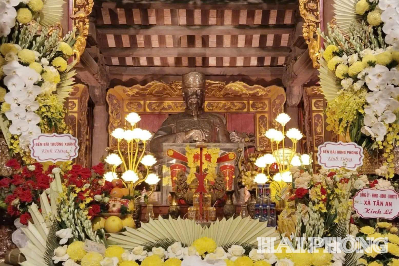 den-tho-khuc-thua-du2(1).jpg