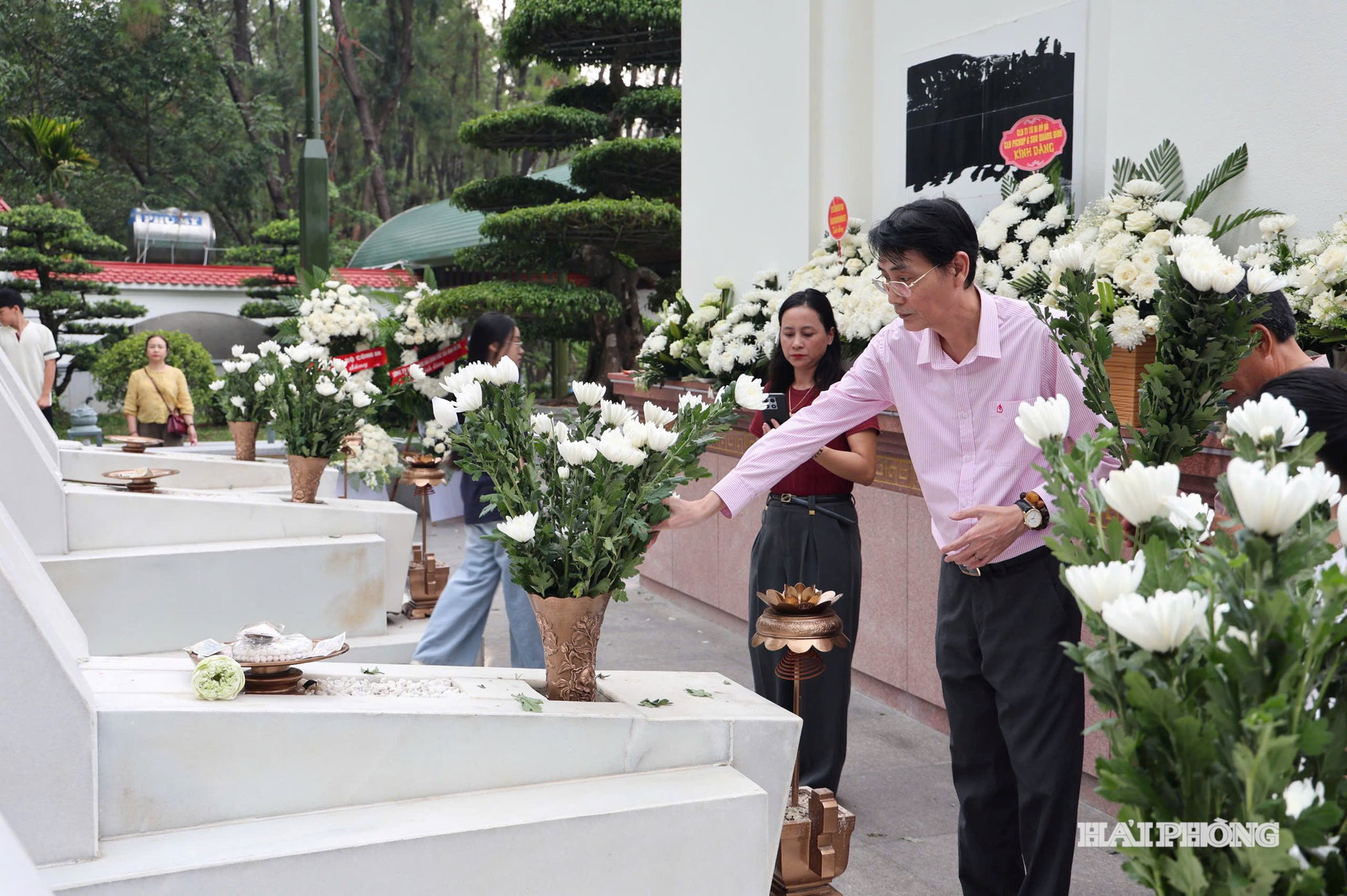 ngan-hang-chinh-sach-tri-an-liet-si-8.jpg