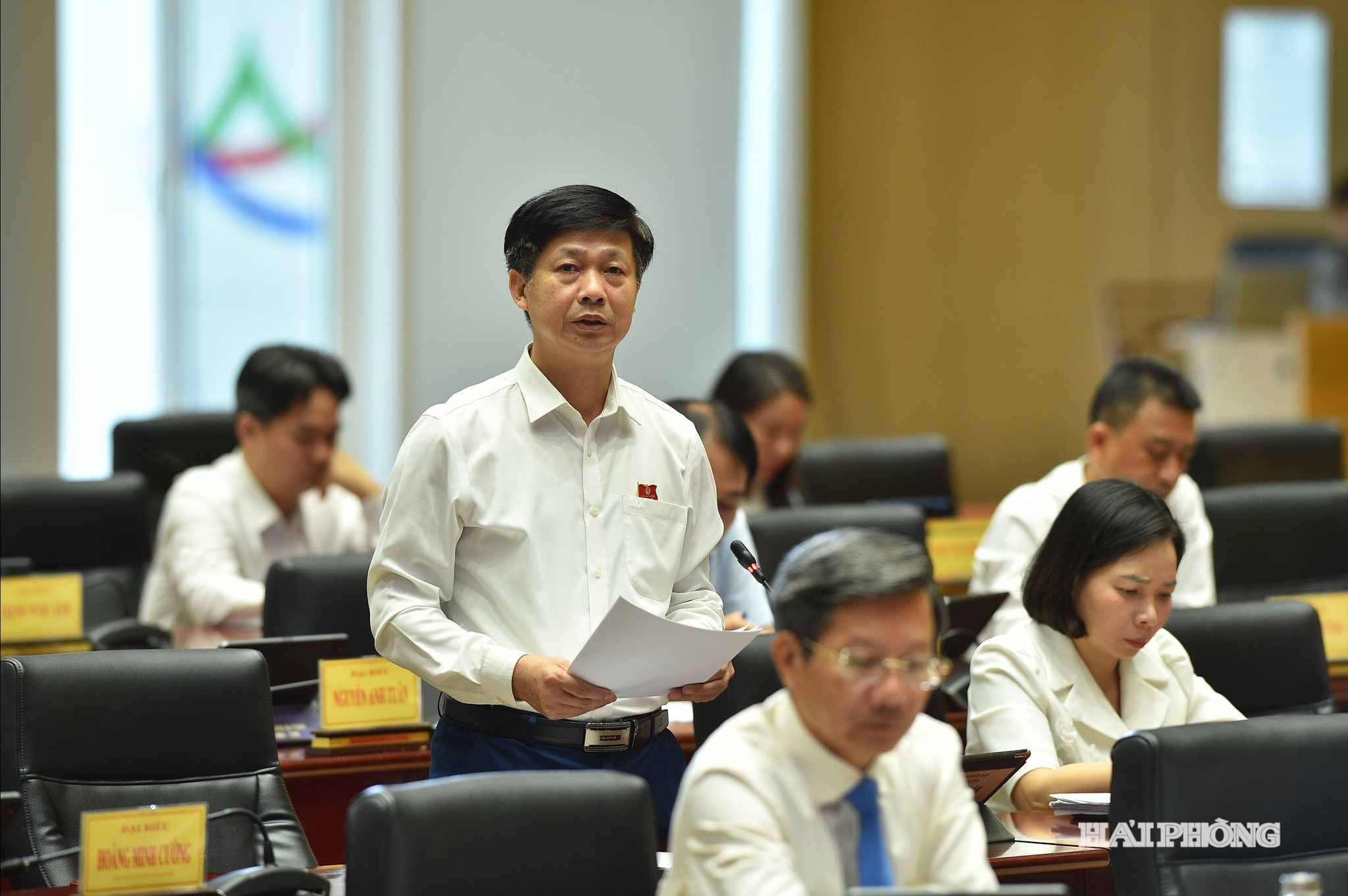ho-ngoc-lam.jpg