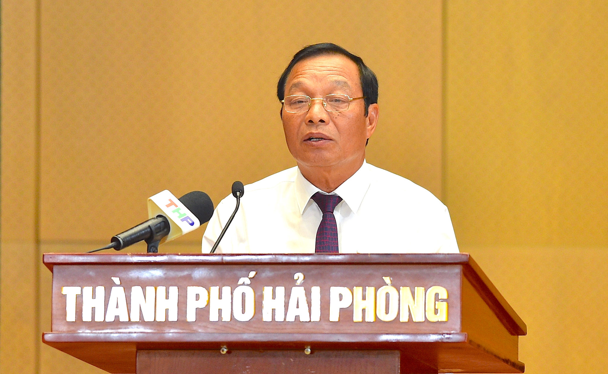 le-van-hieu6-6fdb53a04dfa1d9c8f7e0989ebd6c4d0.jpg