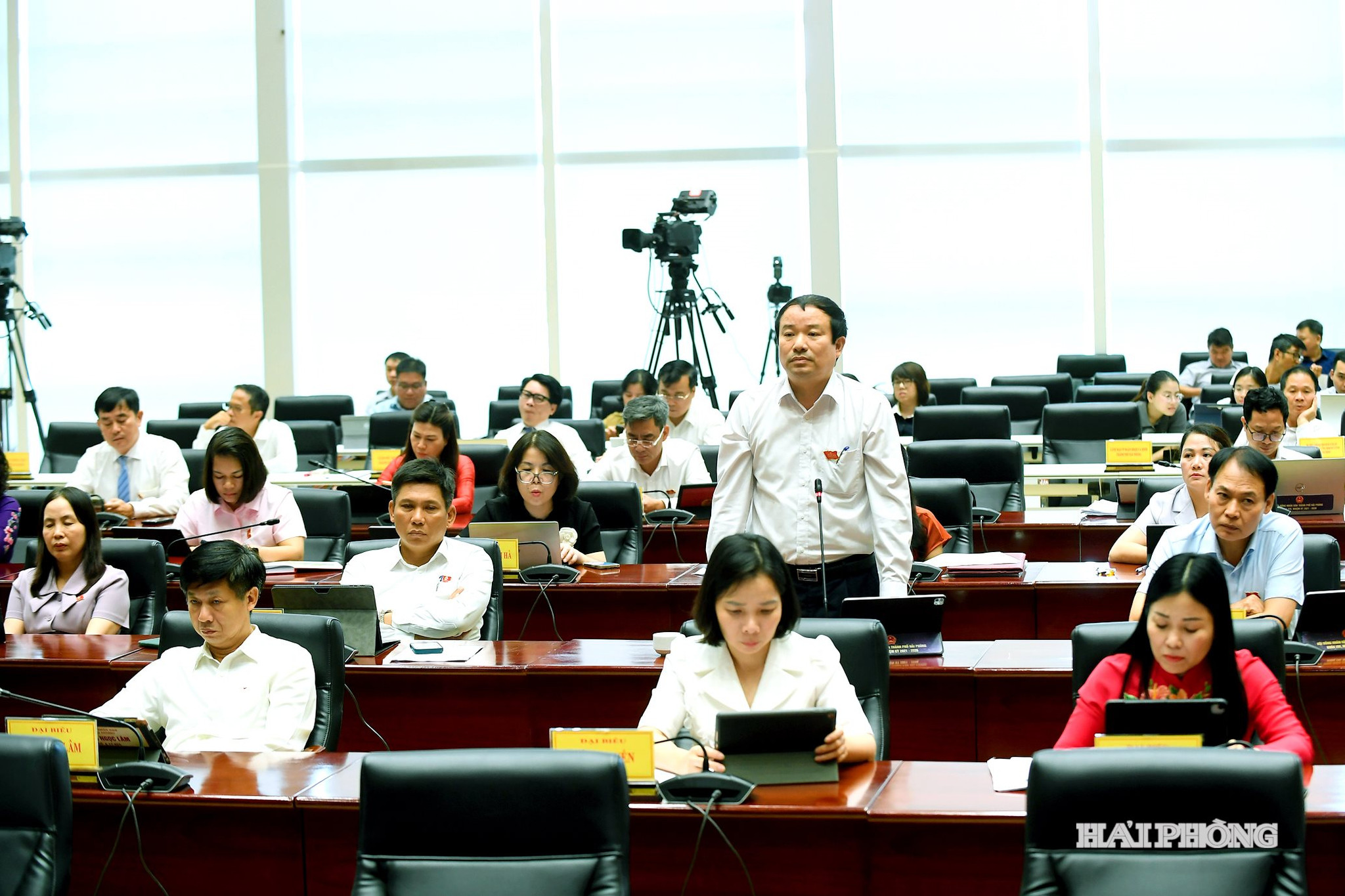 nguyen-anh-tuan.jpg