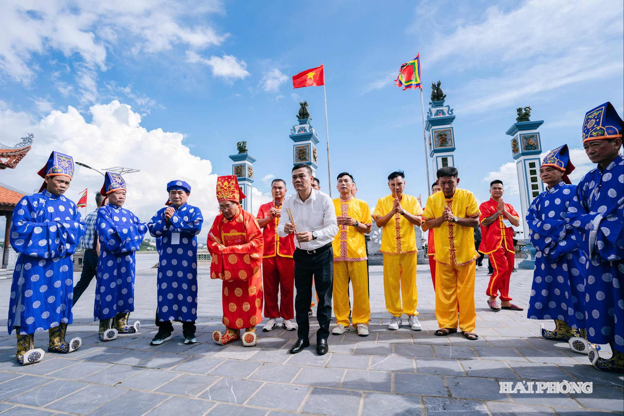 le-hoi-do-son2.jpg