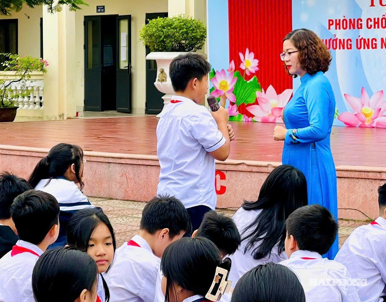 tuyen-truyen-1-.jpg