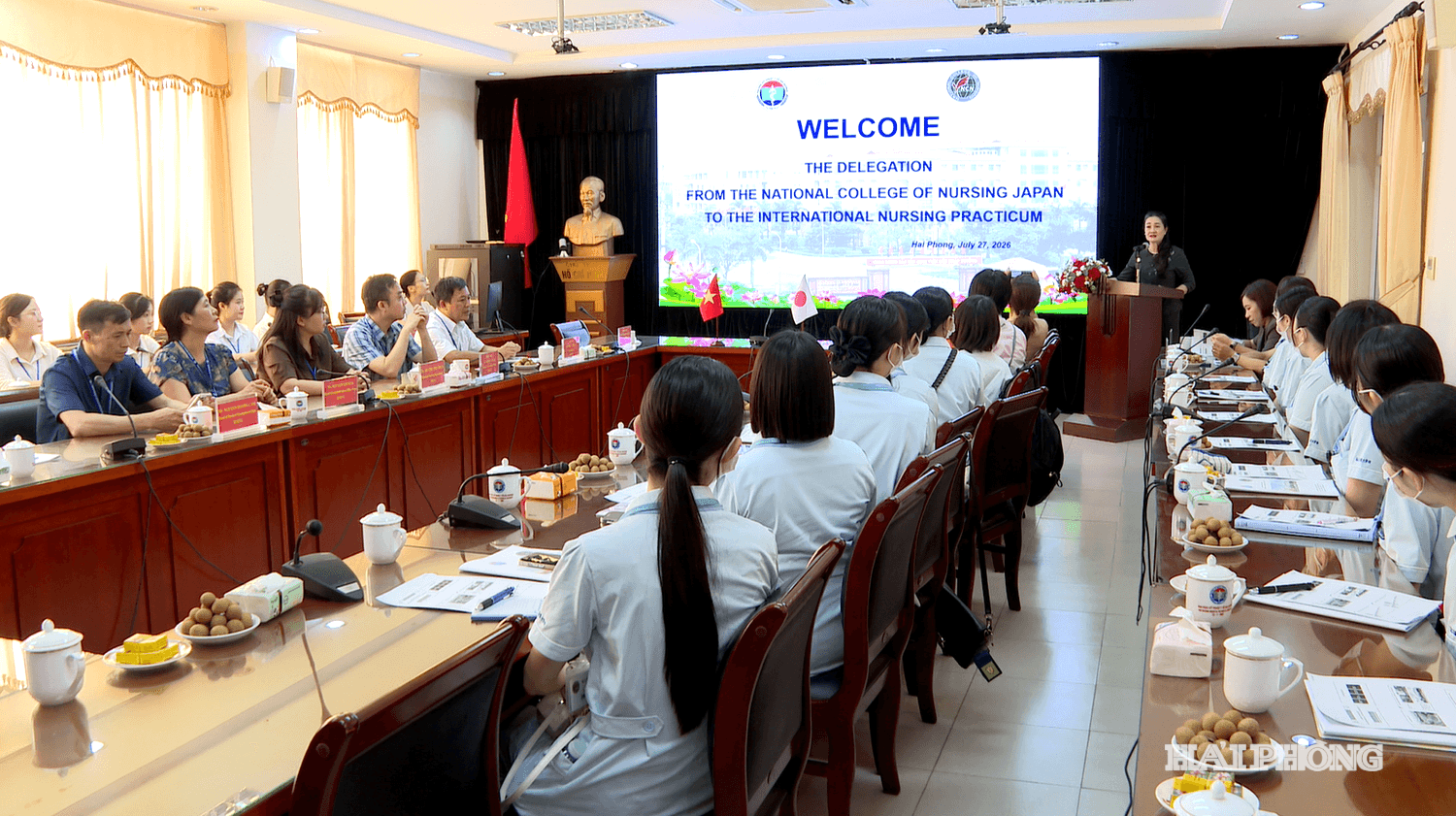 Trường Đại học Kỹ thuật Y tế Hải Dương vừa khai mạc Khóa thực tập điều dưỡng quốc tế năm 2026 với sự tham gia của đoàn cán bộ, giảng viên và sinh viên Trường Đại học Điều dưỡng Quốc gia Nhật Bản.