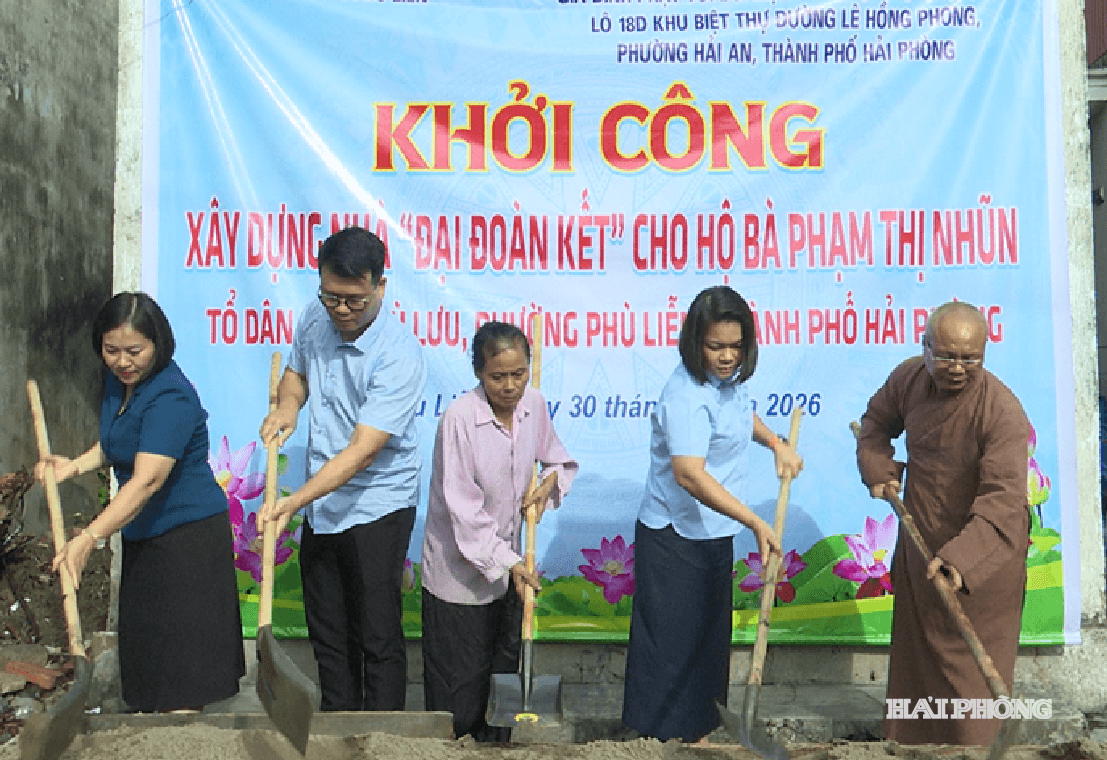 phu-lien-lam-nha.png