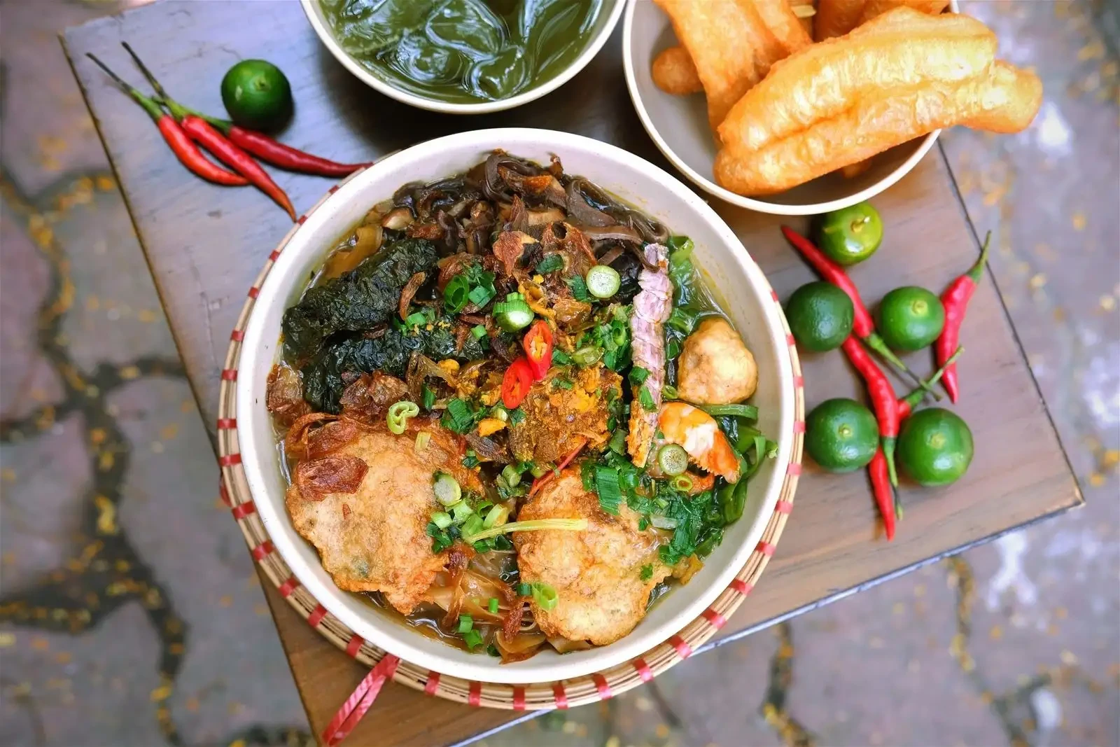 mon-ngon-hai-phong-1.webp