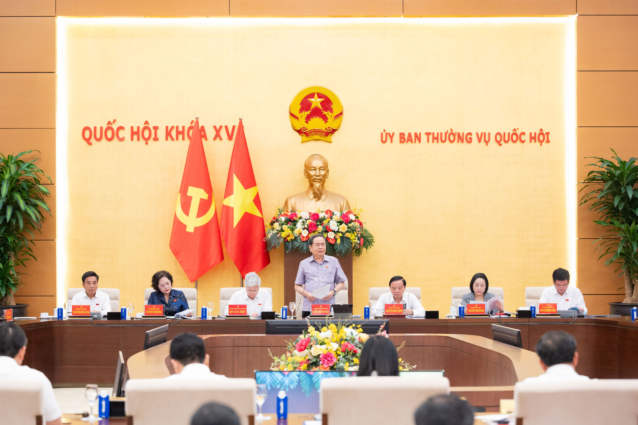 chu-tich-quoc-hoi-281.jpg